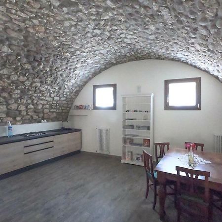 Rustico Di Charme - Le Colline Di Bardolino Villa Luaran gambar